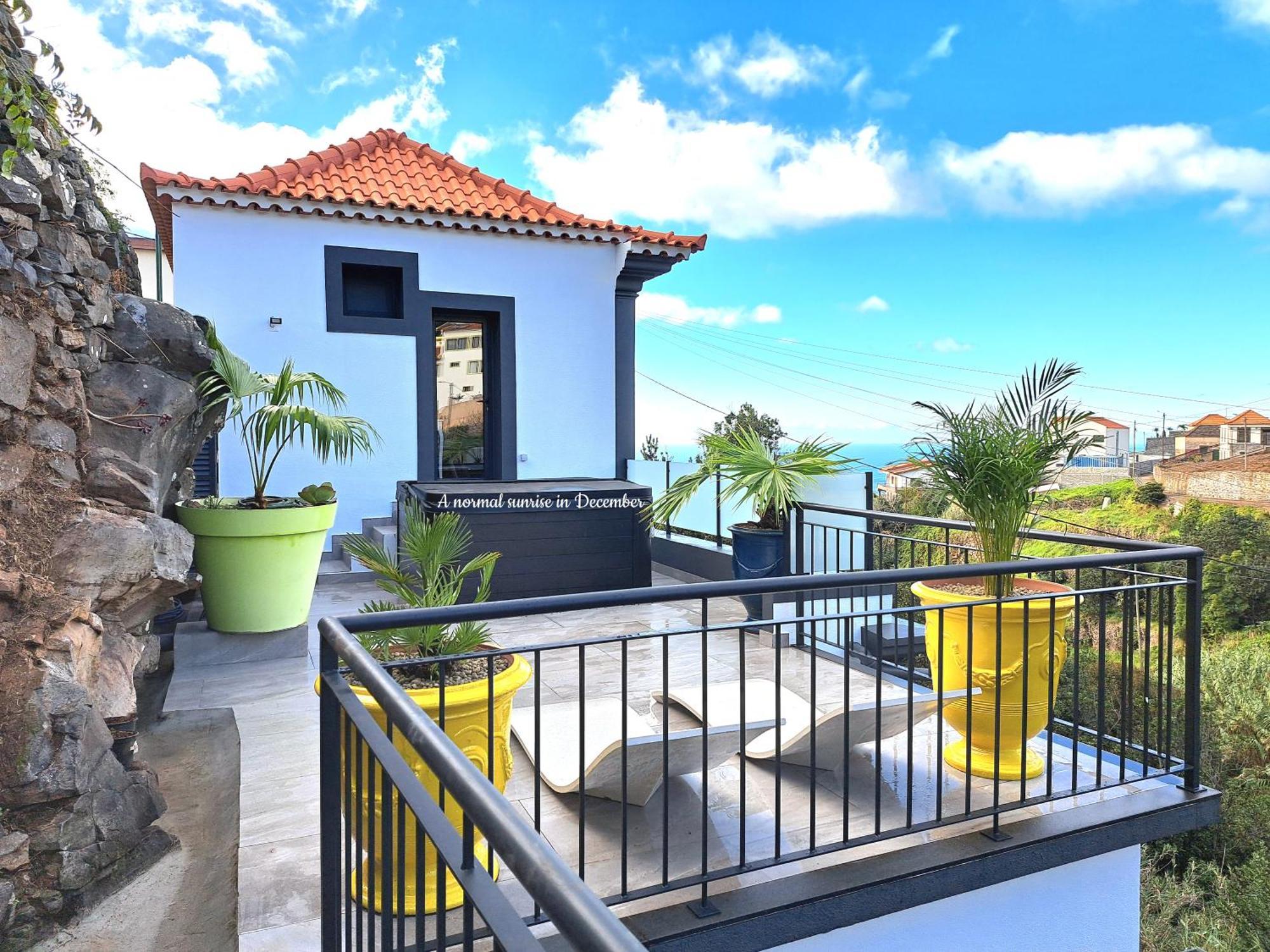 Espirito Do Mar - Premium Villa With Jacuzzi Estreito Da Calheta Экстерьер фото